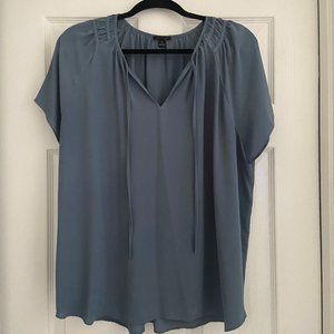 Ann Taylor cornflower blue shirt sleeve blouse - XL